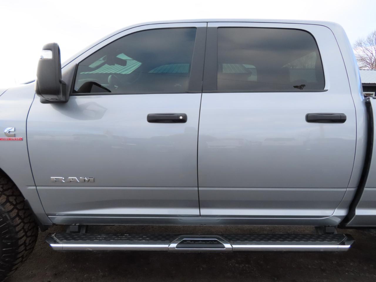 RAM 2500 Big Horn 4x4 Crew Cab 6'4" Box 2024