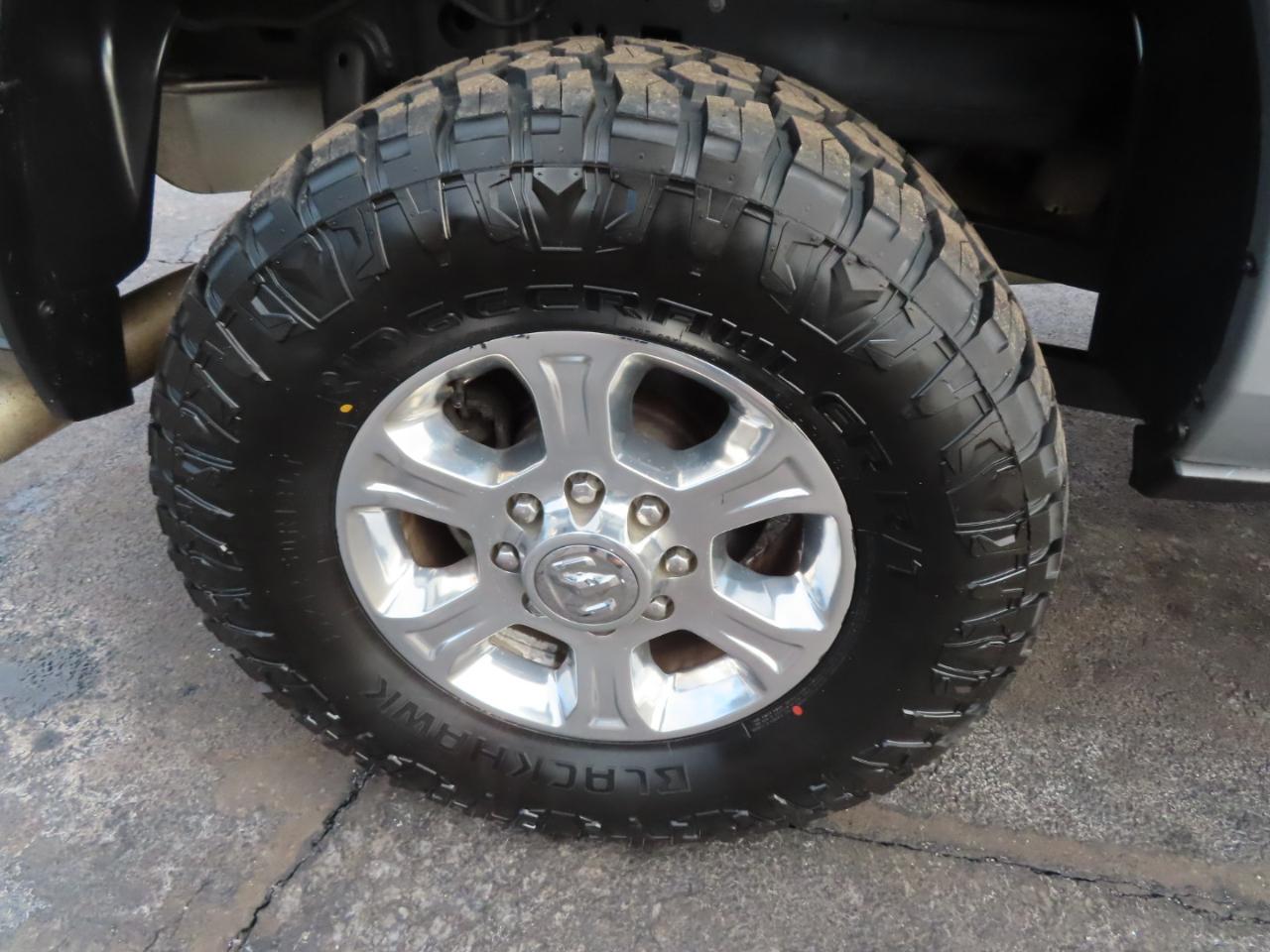 RAM 2500 Big Horn 4x4 Crew Cab 6'4" Box 2024