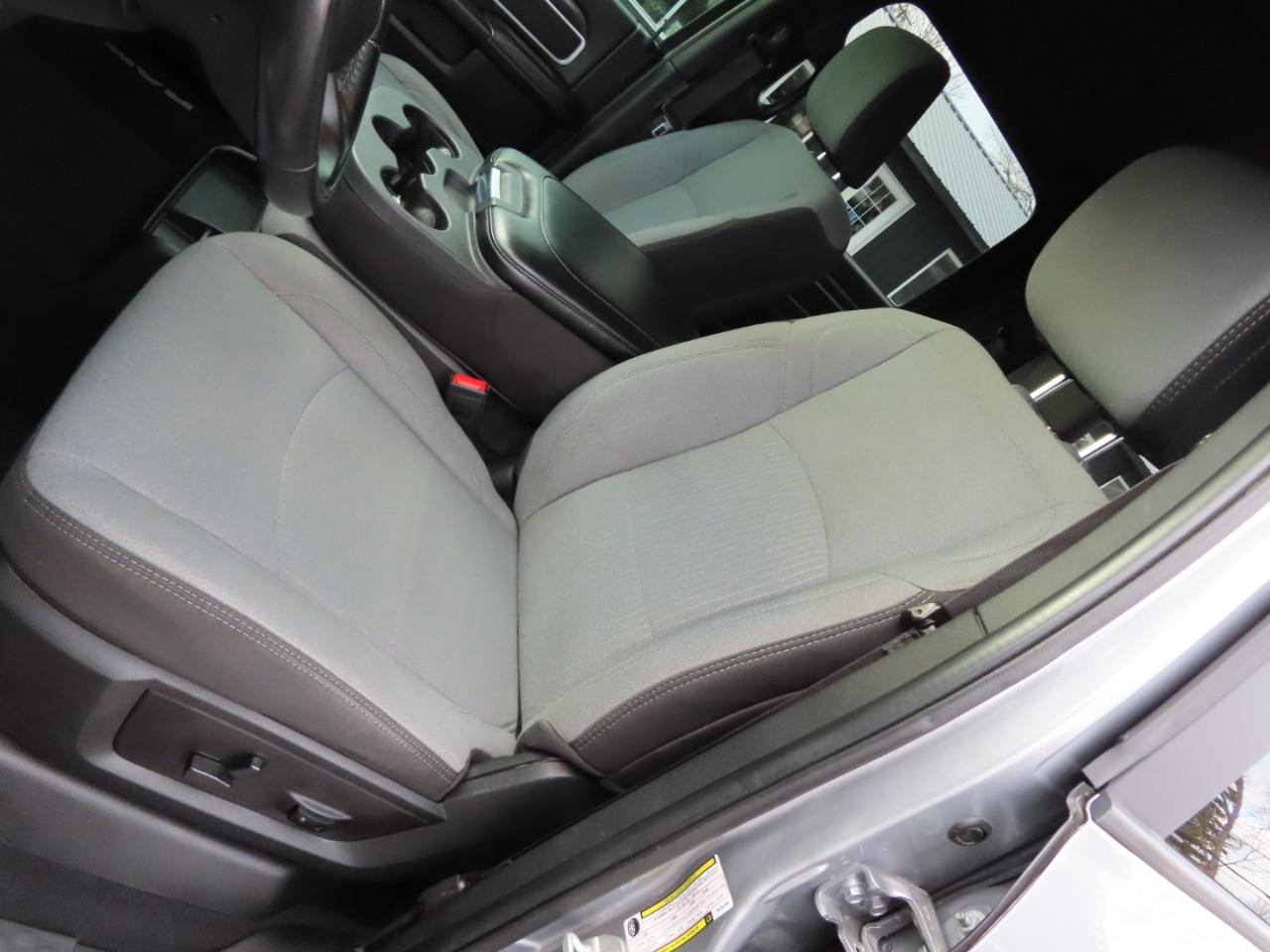 RAM 2500 Big Horn 4x4 Crew Cab 6'4" Box 2024