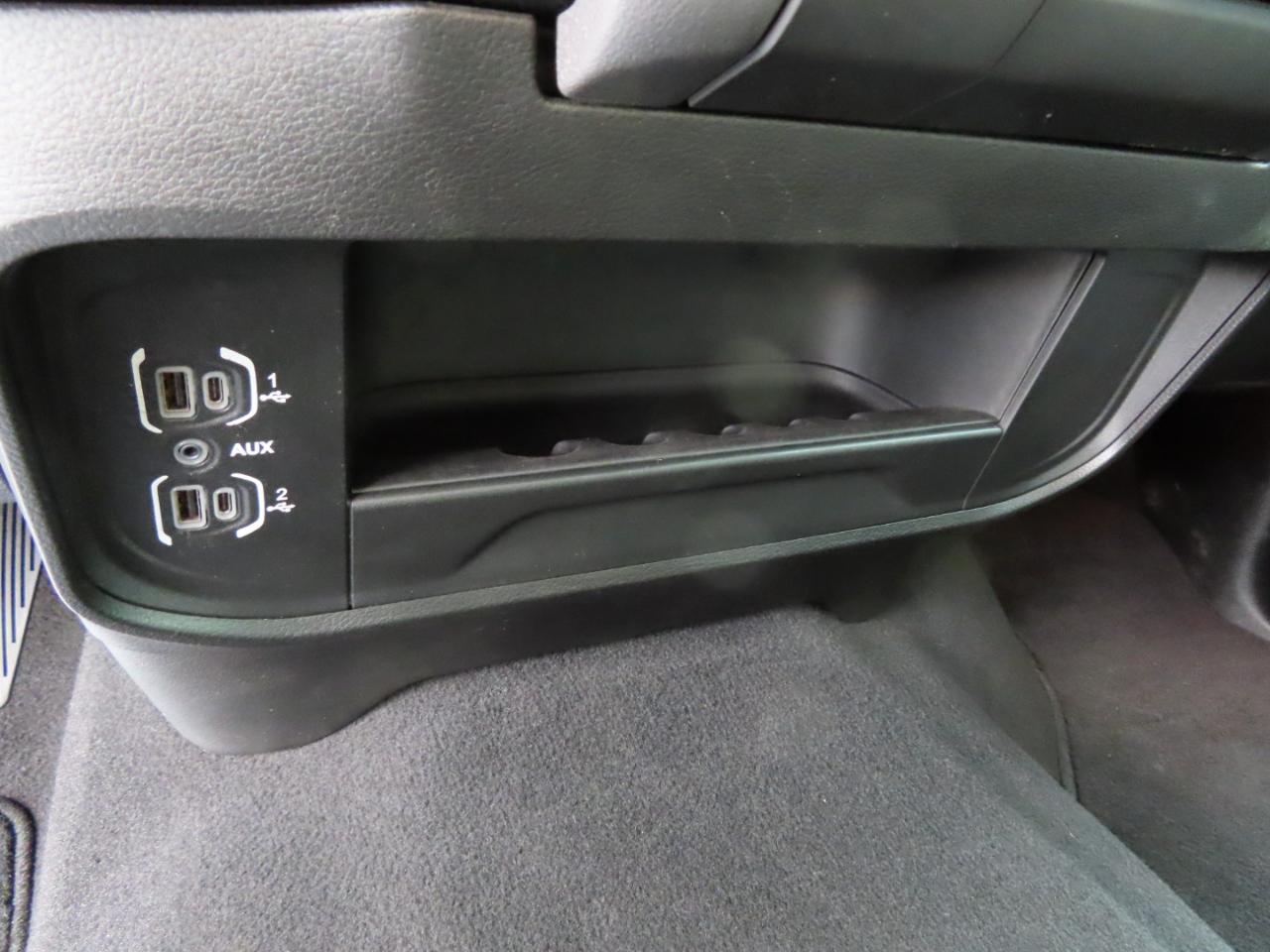 RAM 2500 Big Horn 4x4 Crew Cab 6'4" Box 2024