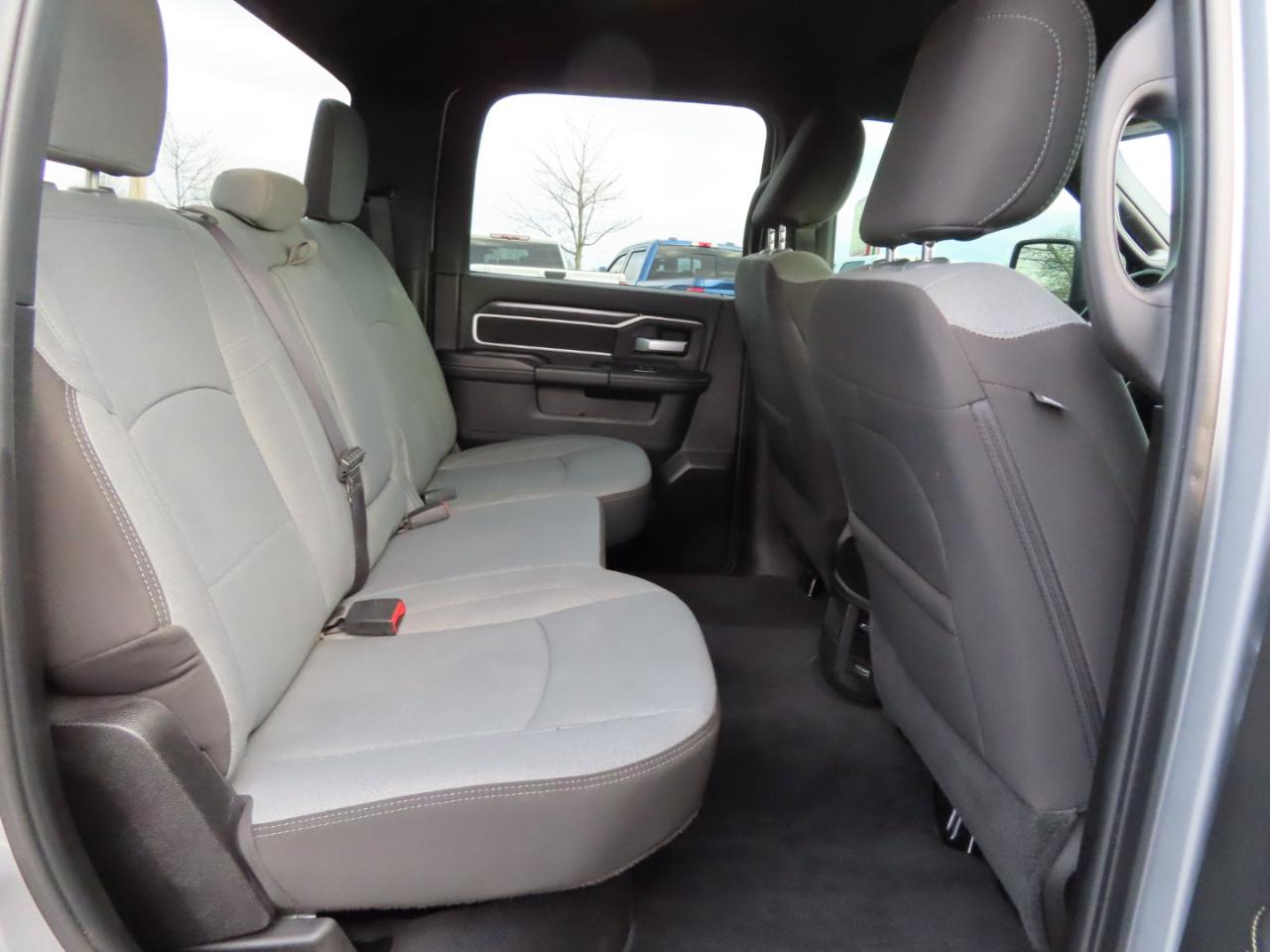 RAM 2500 Big Horn 4x4 Crew Cab 6'4" Box 2024