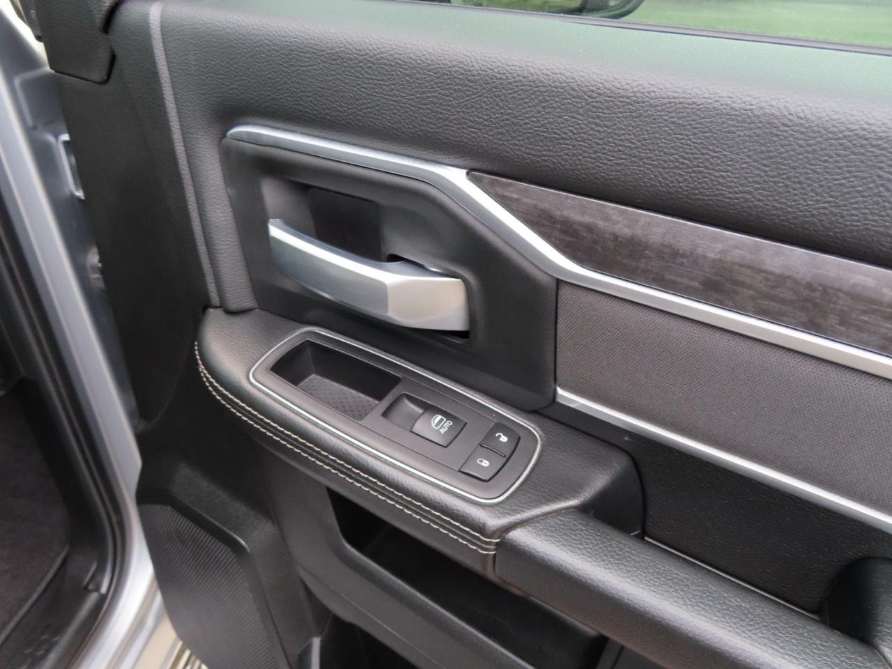 RAM 2500 Big Horn 4x4 Crew Cab 6'4" Box 2024