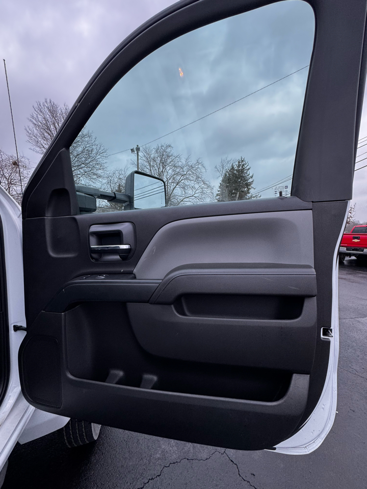 Chevrolet Silverado MD 4WD Reg Cab Work Truck 2024