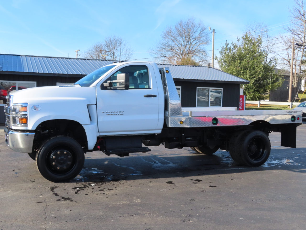 Chevrolet Silverado MD 4WD Reg Cab Work Truck 2024