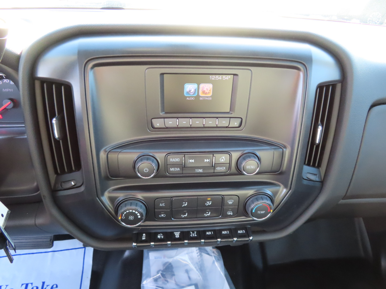 Chevrolet Silverado MD 4WD Reg Cab Work Truck 2024