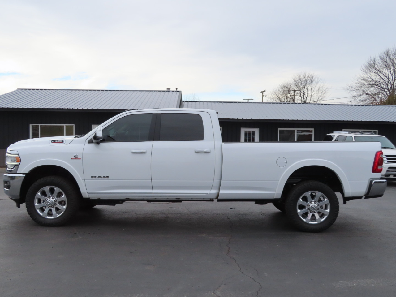 RAM 2500 Laramie 4x4 Crew Cab 8' Box 2022