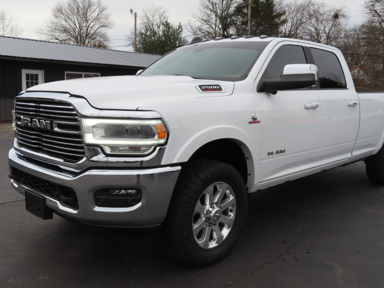 RAM 2500 Laramie 4x4 Crew Cab 8' Box 2022