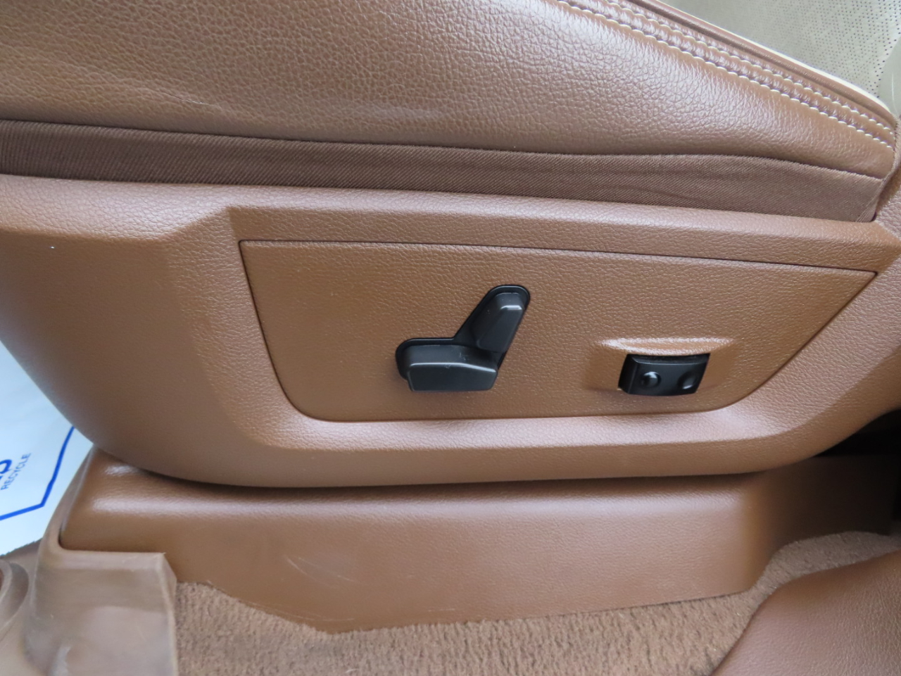 RAM 2500 Laramie 4x4 Crew Cab 8' Box 2022