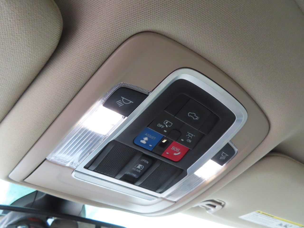 RAM 2500 Laramie 4x4 Crew Cab 8' Box 2022