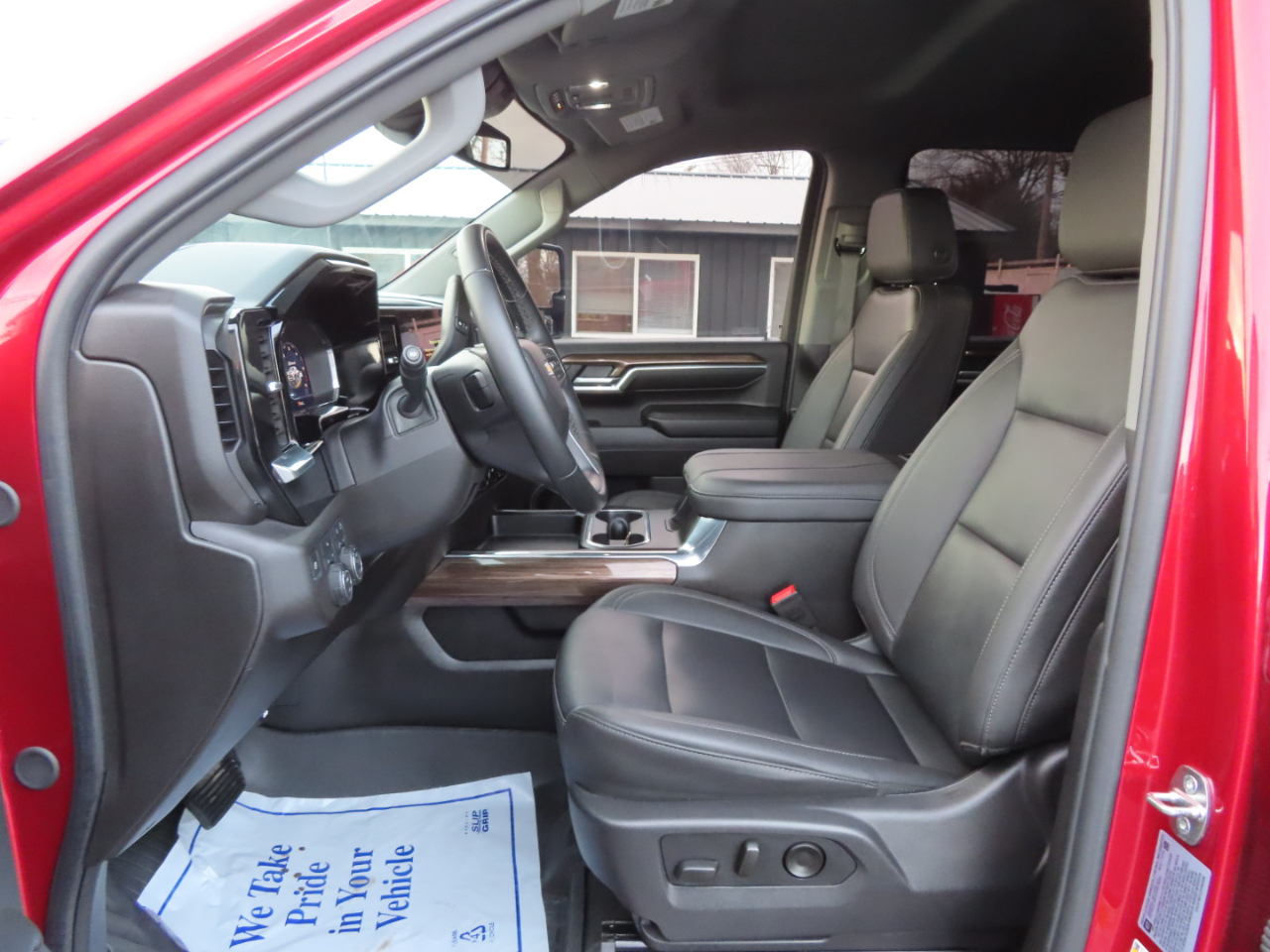 Chevrolet Silverado 2500HD 4WD Crew Cab 159" LT 2024