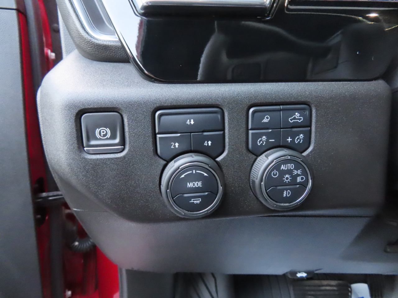 Chevrolet Silverado 2500HD 4WD Crew Cab 159" LT 2024