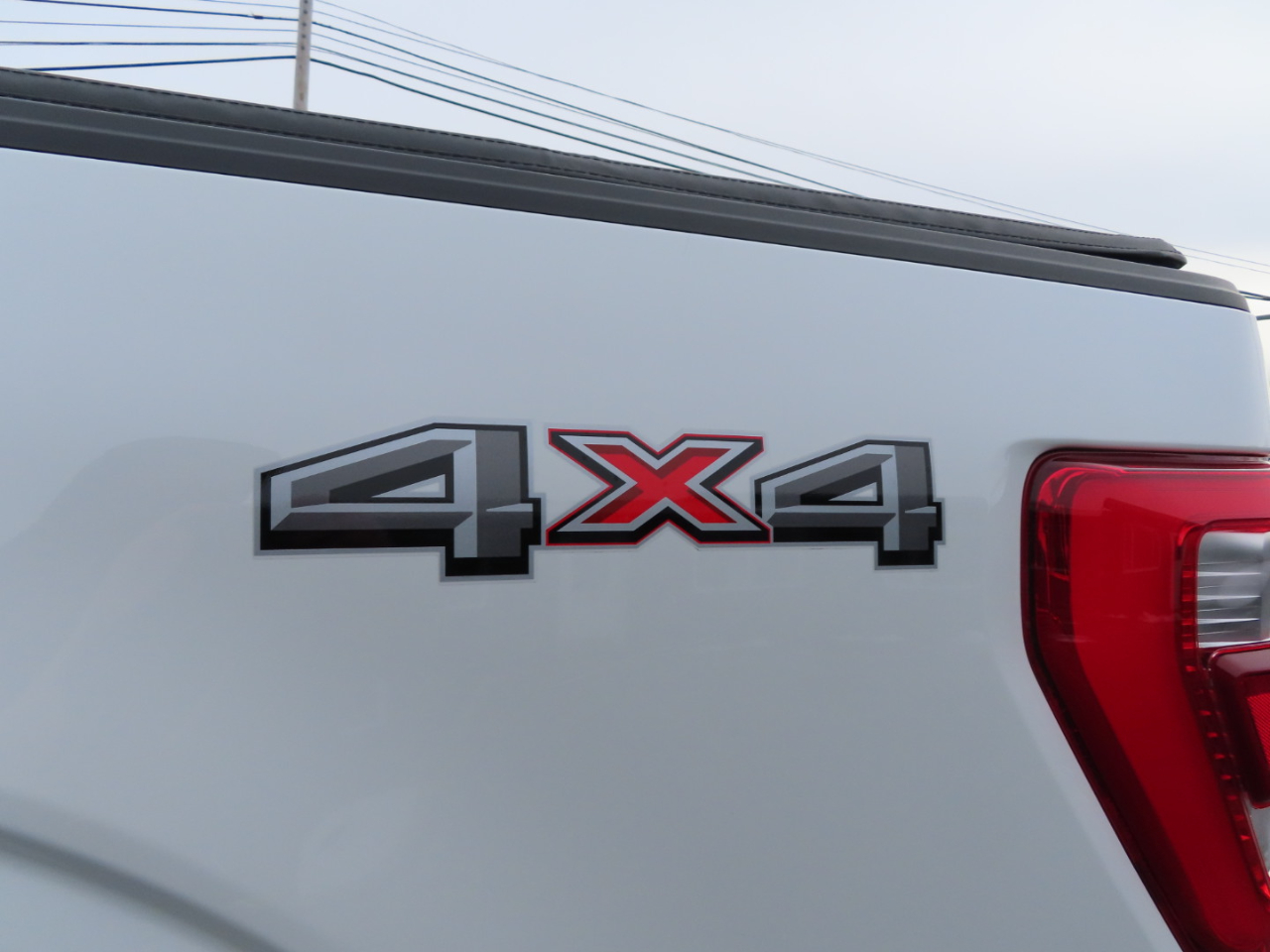 Ford F-150 Lariat 4WD SuperCrew 5.5' Box 2023