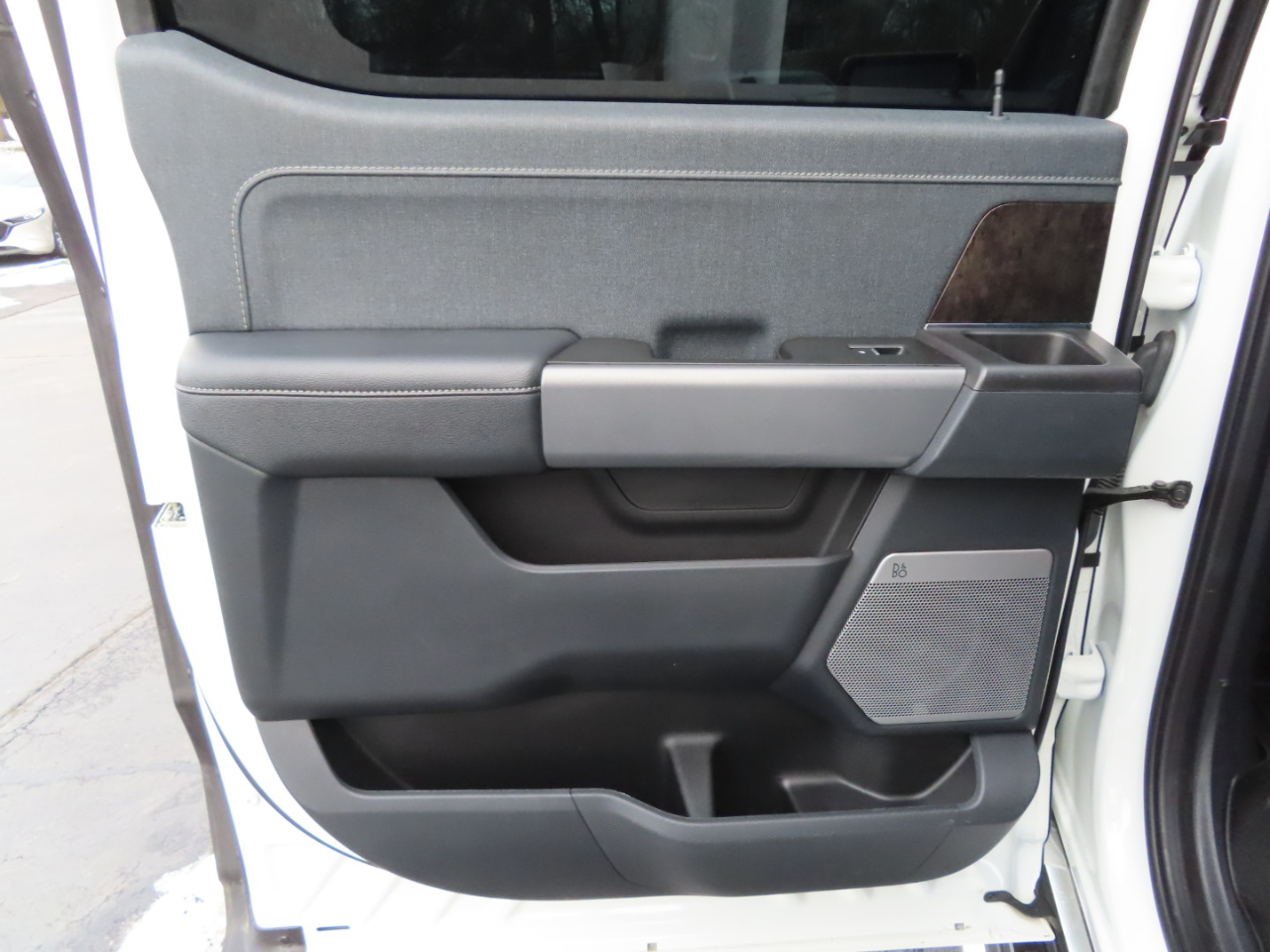 Ford F-150 Lariat 4WD SuperCrew 5.5' Box 2023