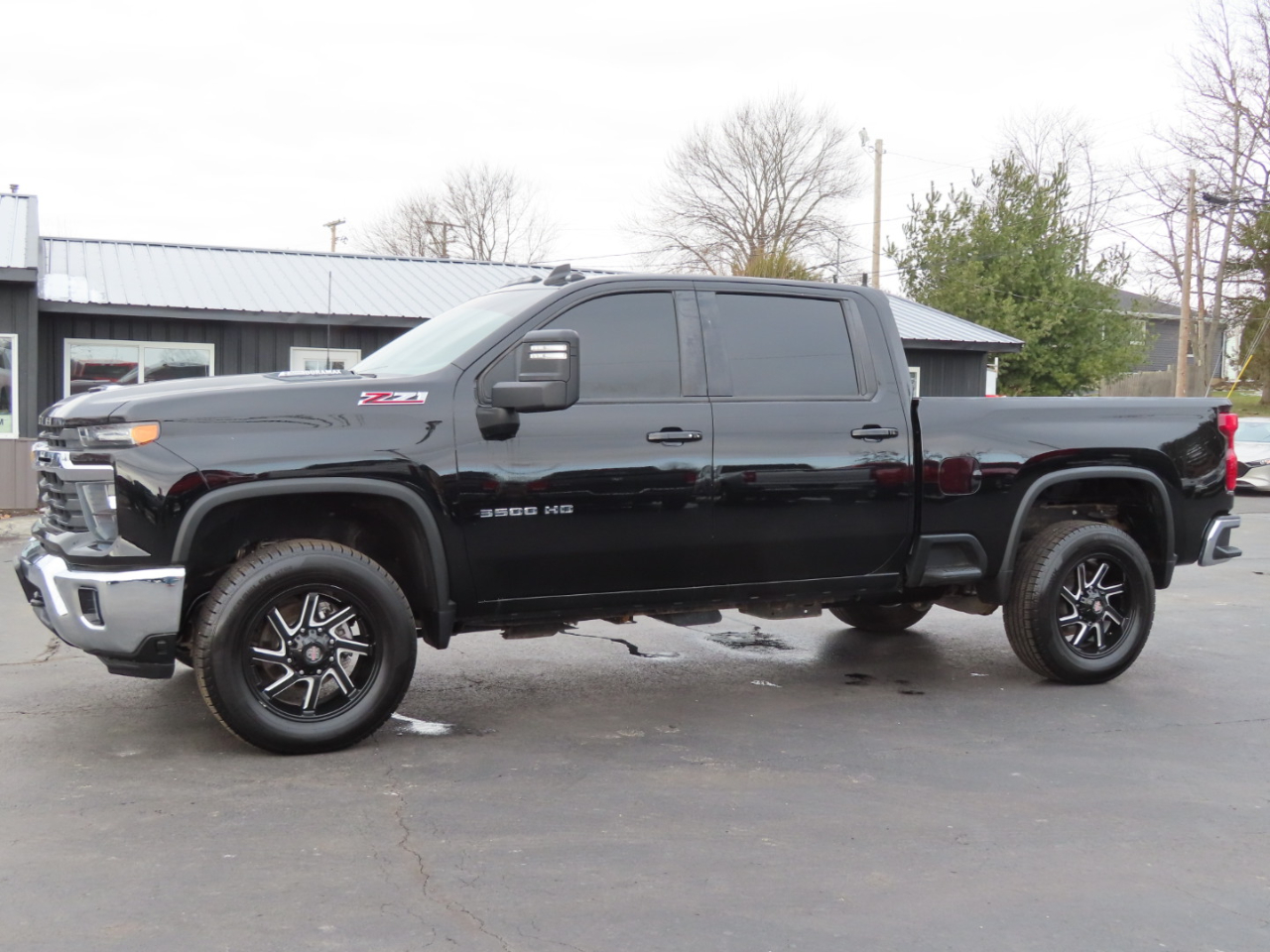 Chevrolet Silverado 3500HD 4WD Crew Cab 159" LT 2024
