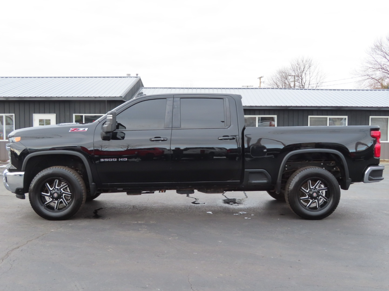 Chevrolet Silverado 3500HD 4WD Crew Cab 159" LT 2024