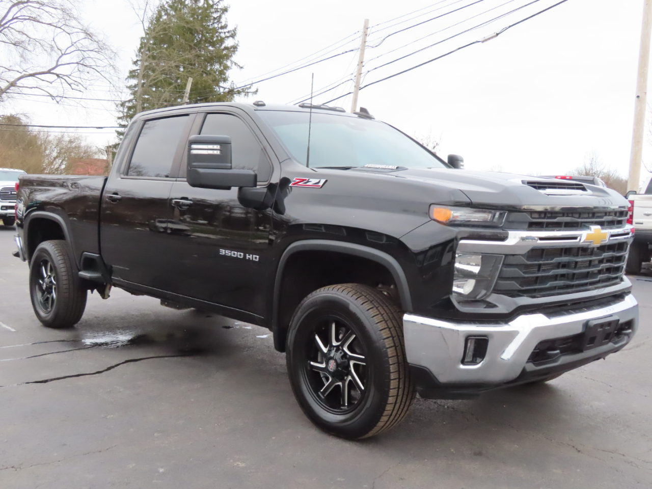 Chevrolet Silverado 3500HD 4WD Crew Cab 159" LT 2024