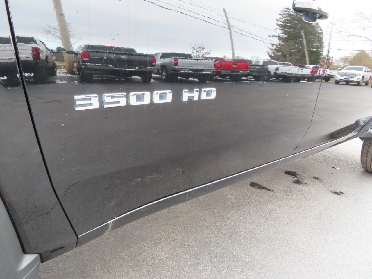 Chevrolet Silverado 3500HD 4WD Crew Cab 159" LT 2024