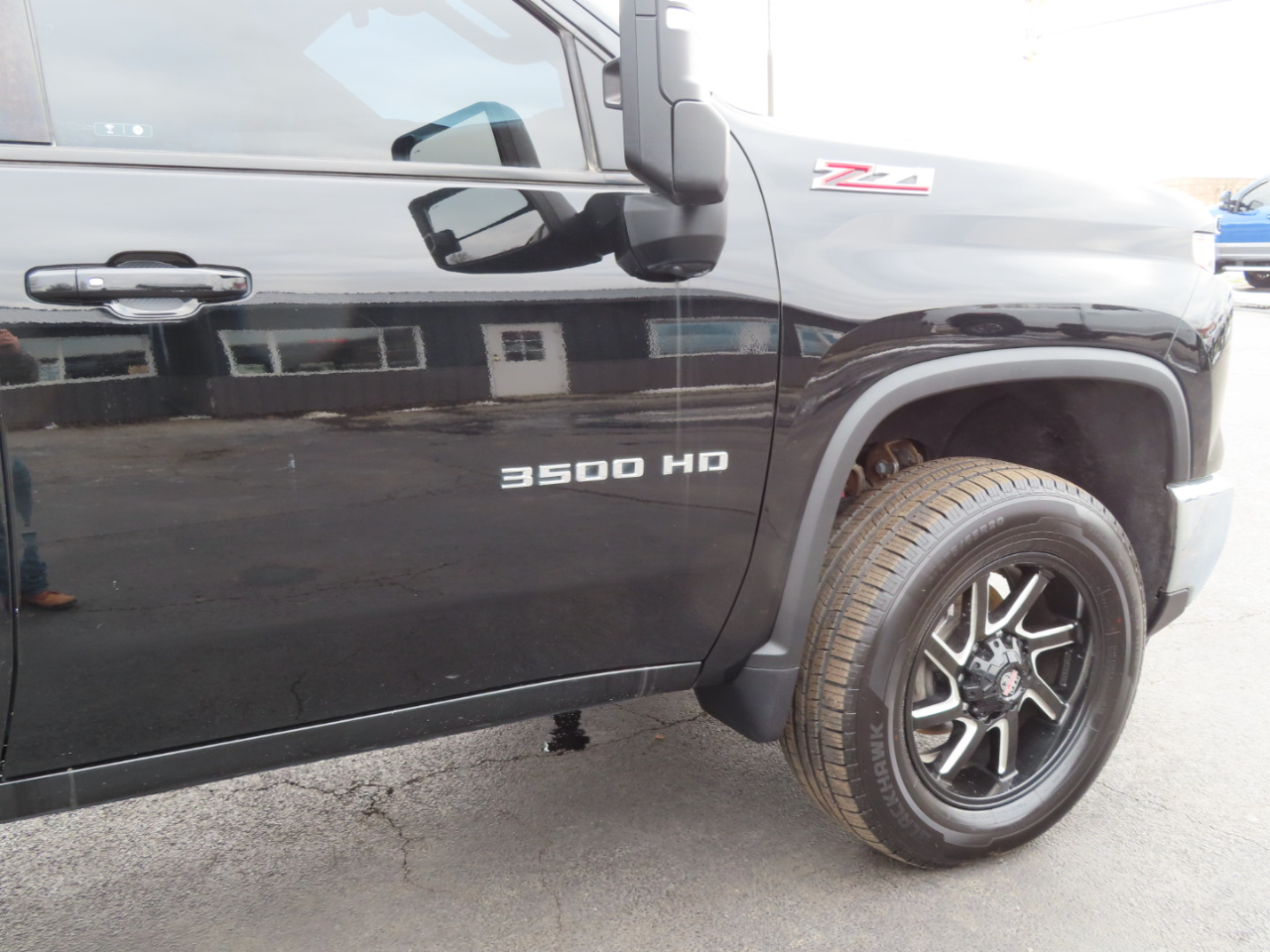 Chevrolet Silverado 3500HD 4WD Crew Cab 159" LT 2024