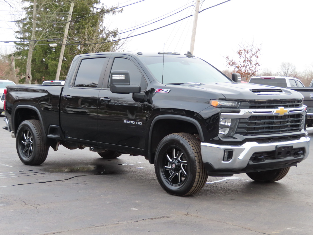 Chevrolet Silverado 3500HD 4WD Crew Cab 159" LT 2024
