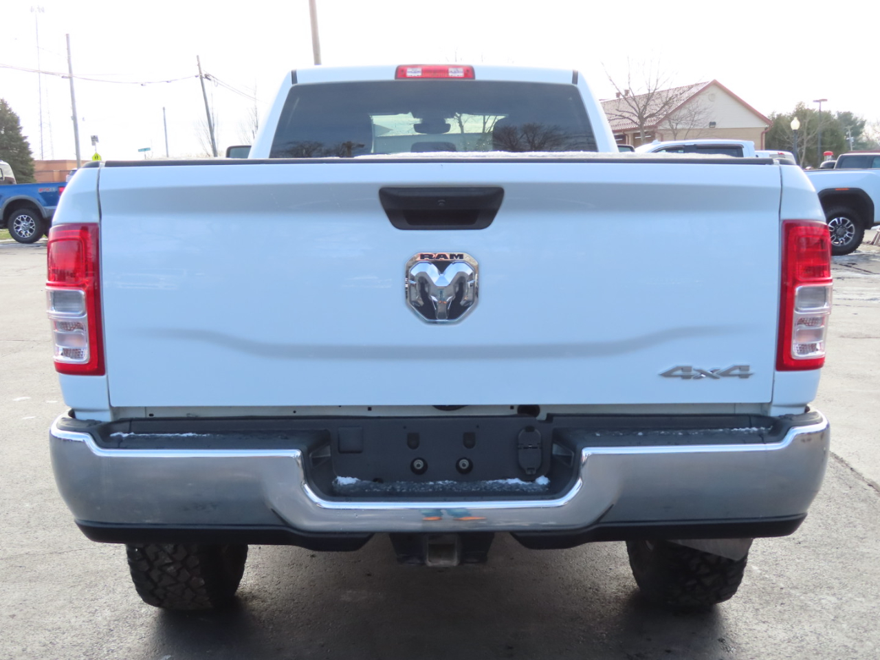RAM 2500 Big Horn 4x4 Crew Cab 8' Box 2024