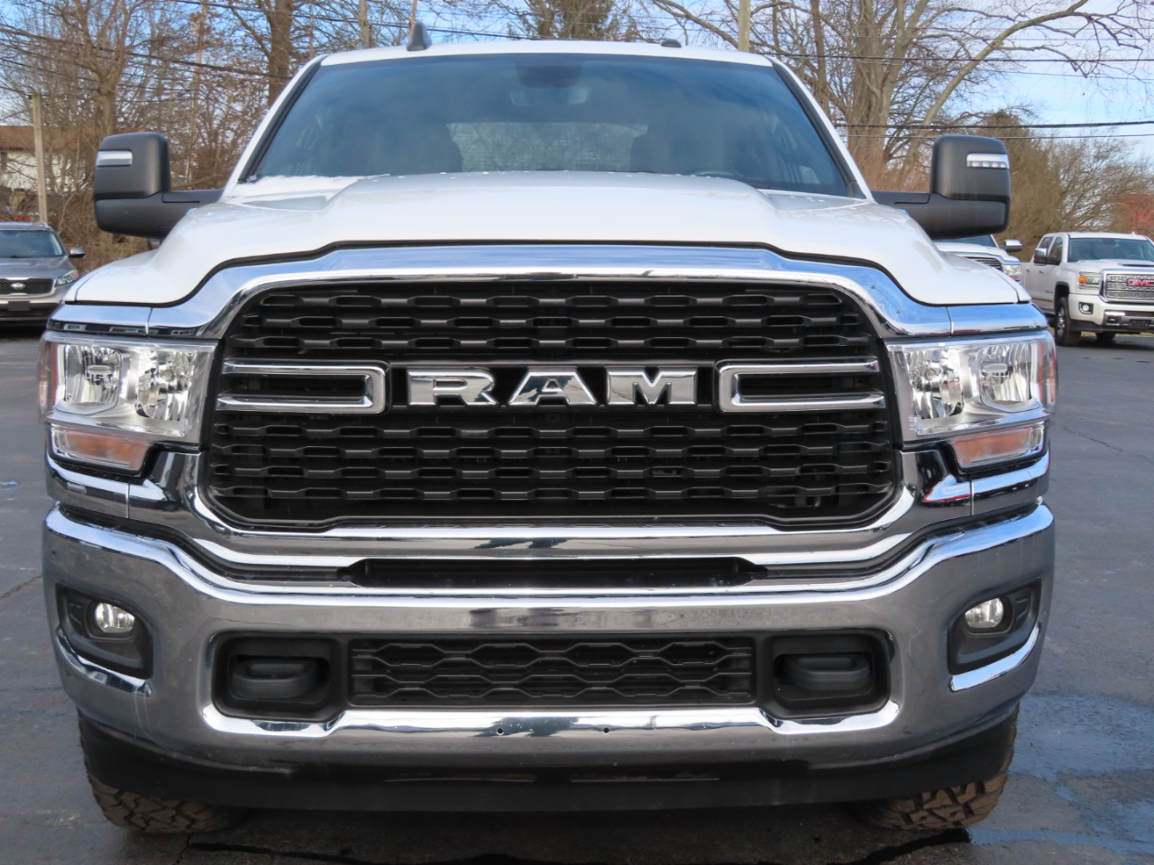 RAM 2500 Big Horn 4x4 Crew Cab 8' Box 2024