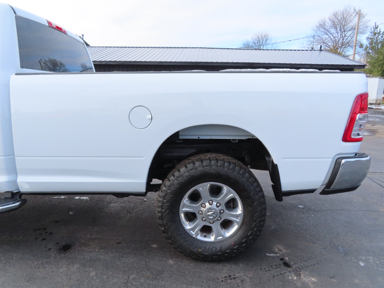 RAM 2500 Big Horn 4x4 Crew Cab 8' Box 2024