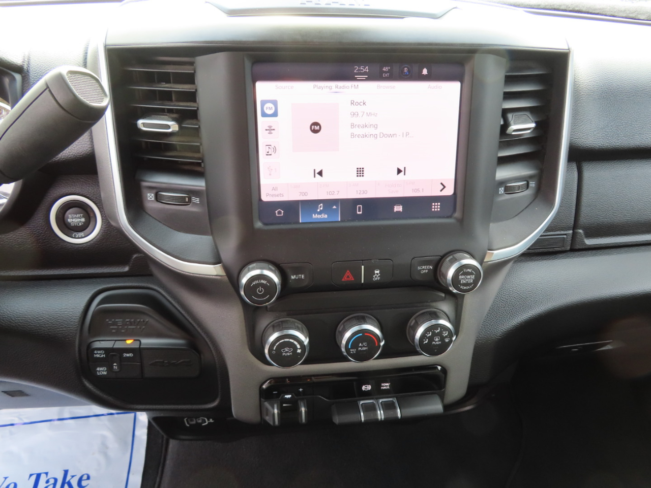 RAM 2500 Big Horn 4x4 Crew Cab 8' Box 2024