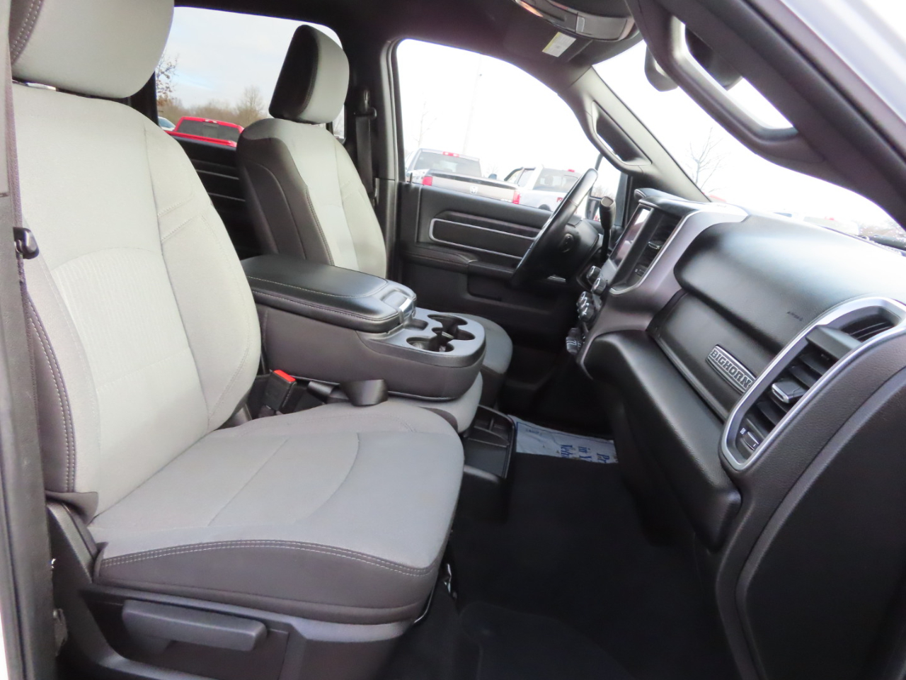 RAM 2500 Big Horn 4x4 Crew Cab 8' Box 2024