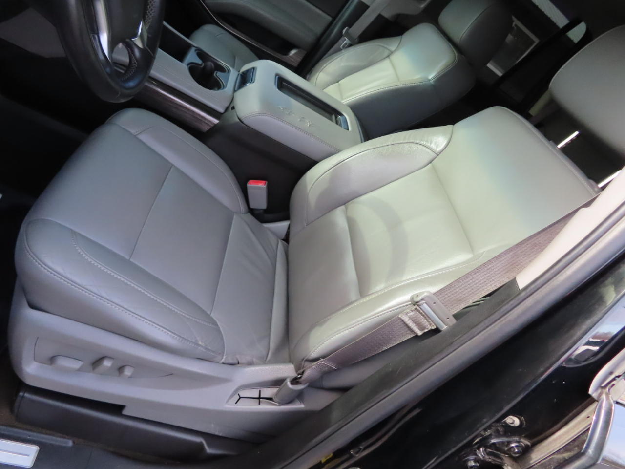 Chevrolet Tahoe 4WD 4dr LT 2015