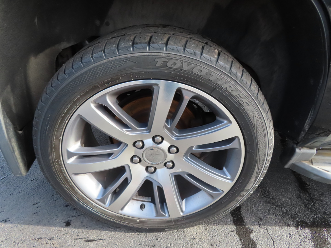 Chevrolet Tahoe 4WD 4dr LT 2015