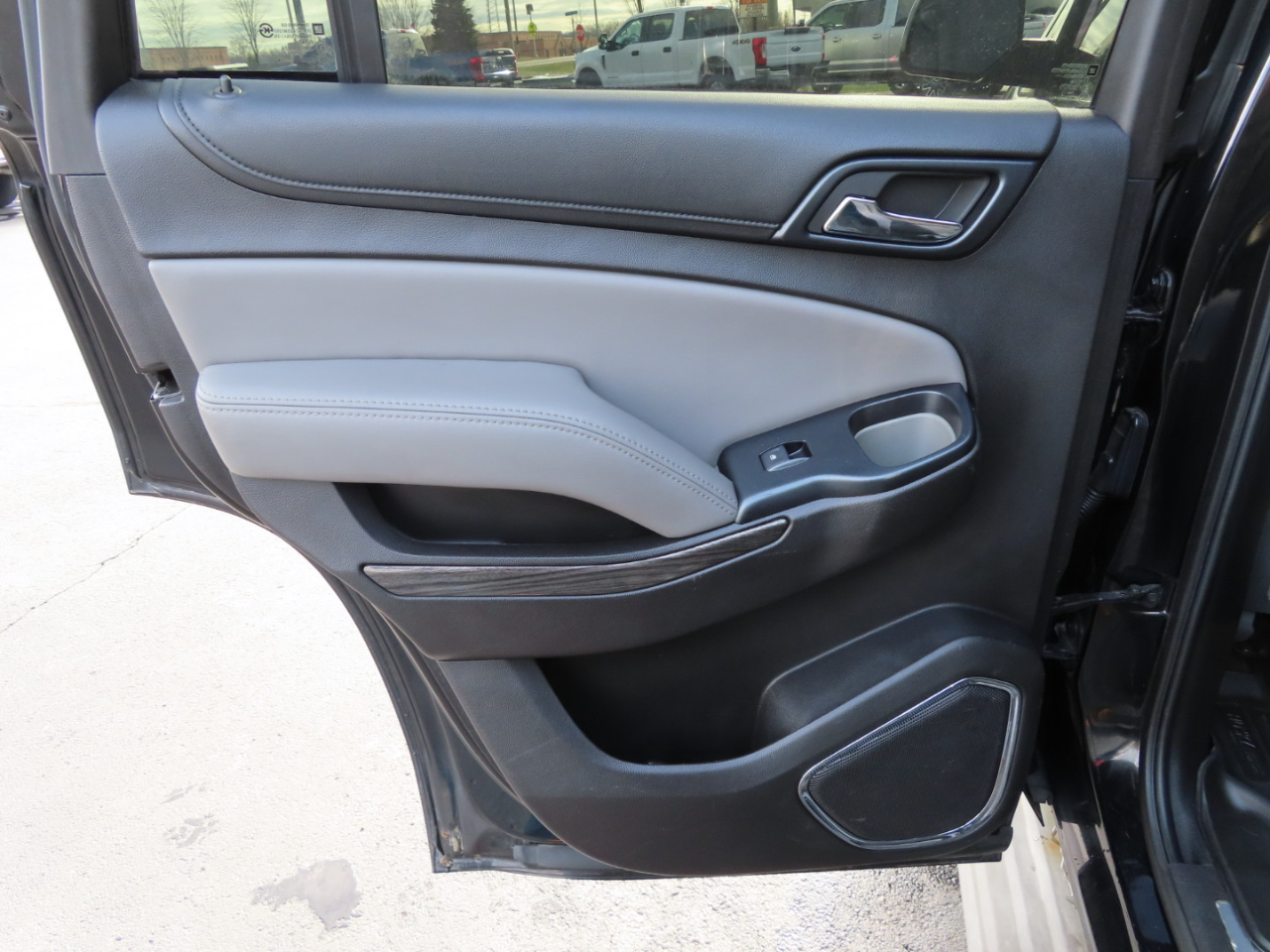 Chevrolet Tahoe 4WD 4dr LT 2015