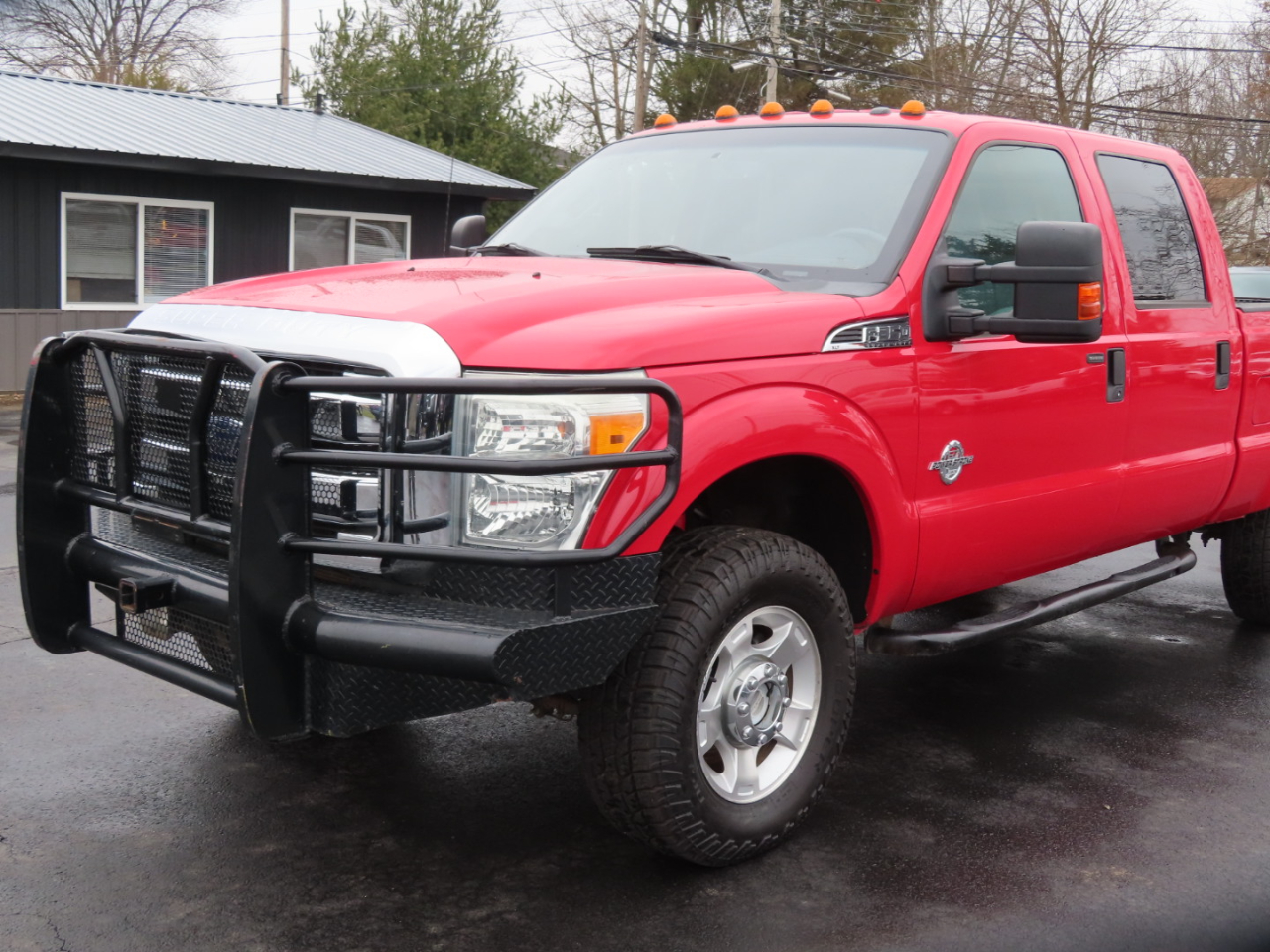 Ford Super Duty F-350 SRW 4WD Crew Cab 156" Lariat 2015