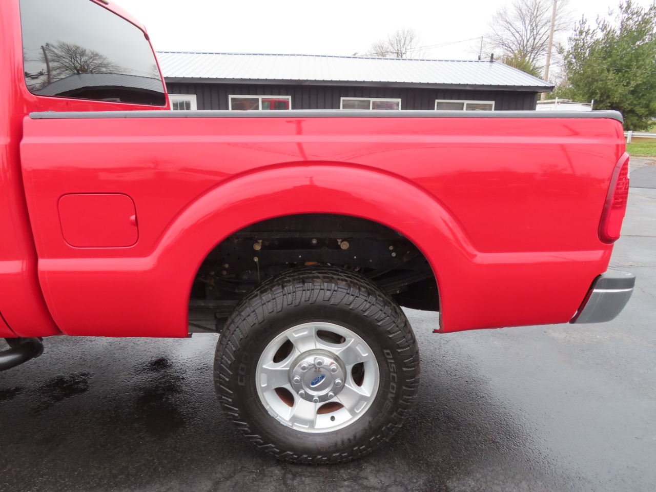 Ford Super Duty F-350 SRW 4WD Crew Cab 156" Lariat 2015