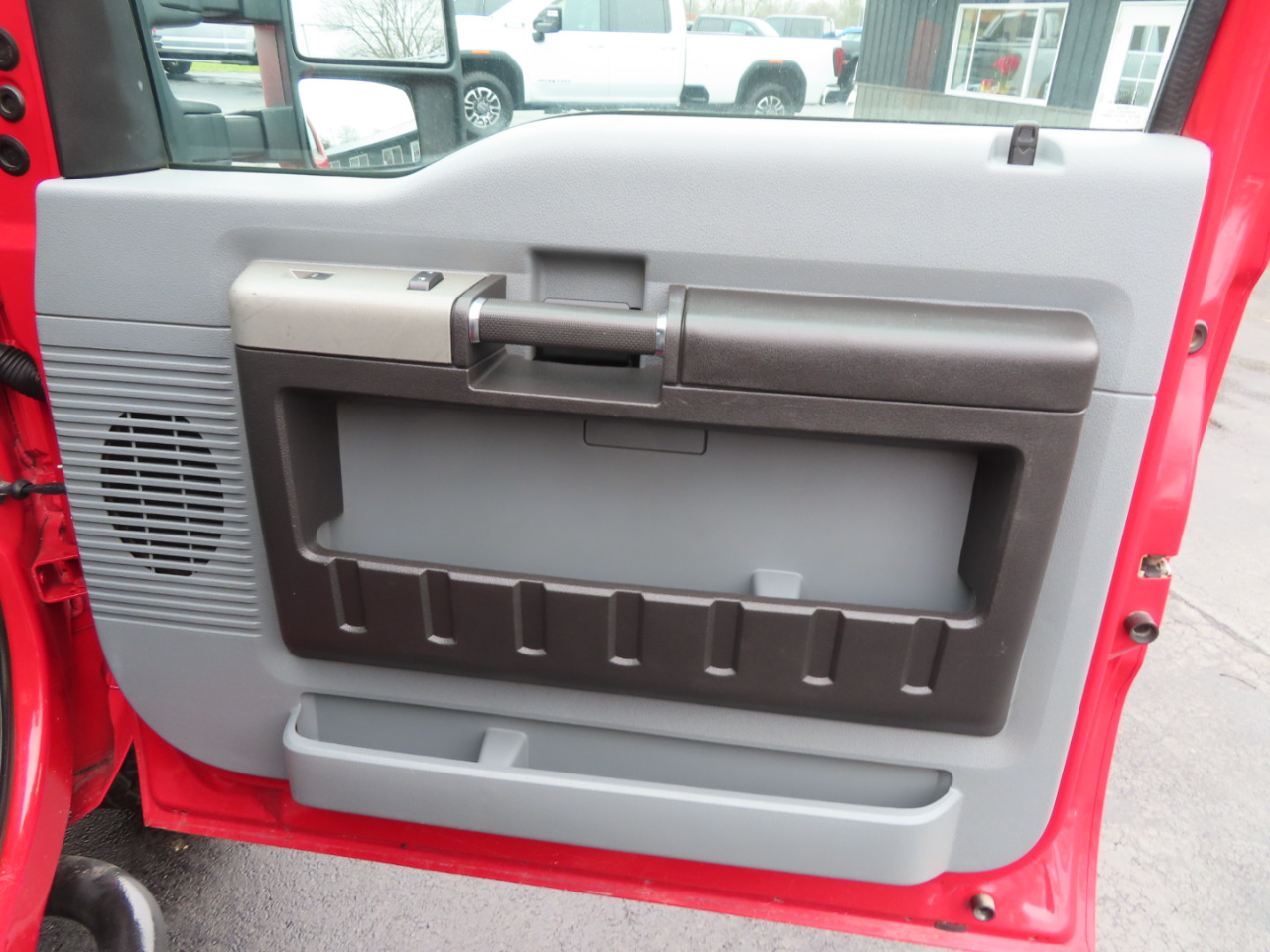 Ford Super Duty F-350 SRW 4WD Crew Cab 156" Lariat 2015