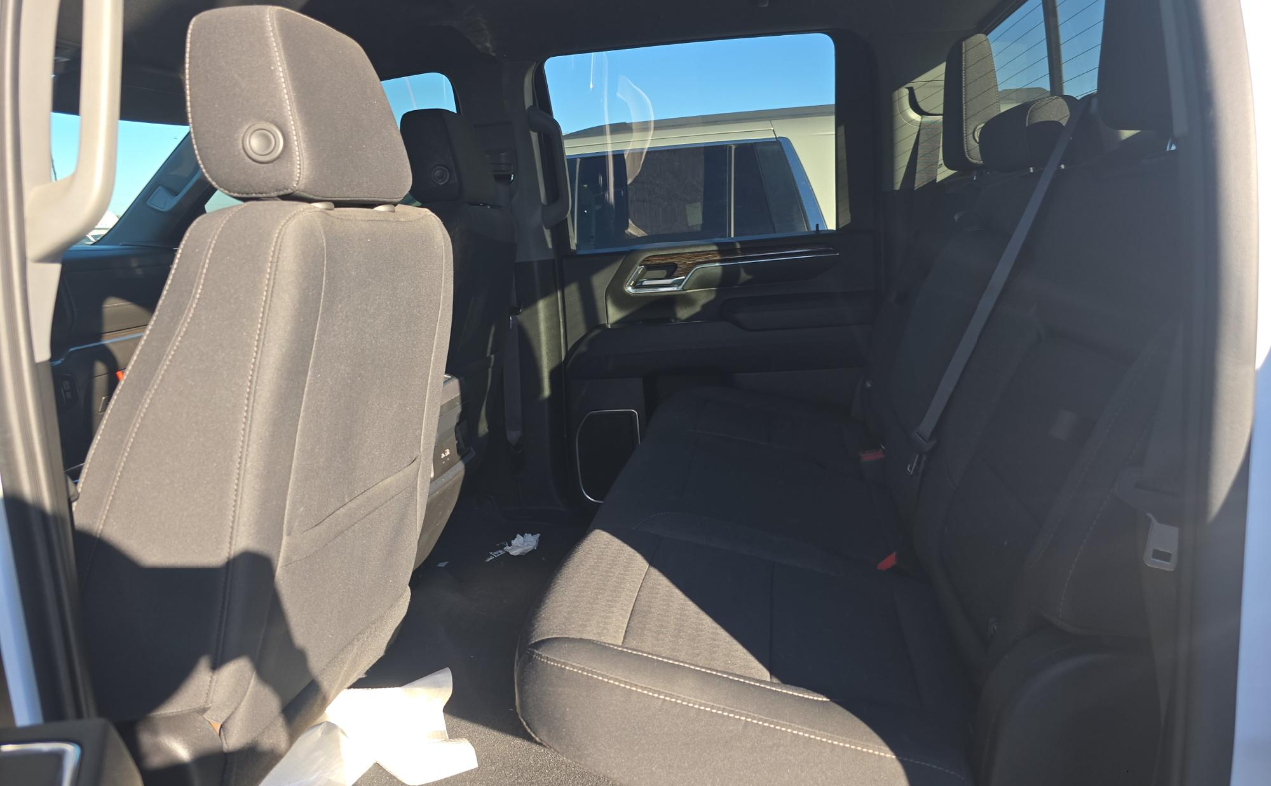 Chevrolet Silverado 3500HD 4WD Crew Cab 172" LT 2024