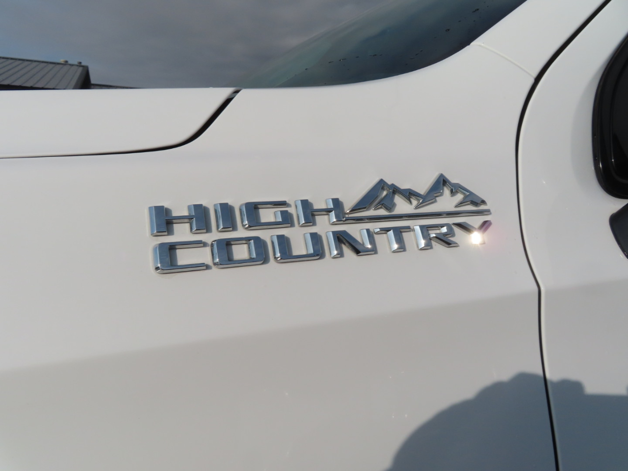 Chevrolet Tahoe 4WD 4dr High Country 2021