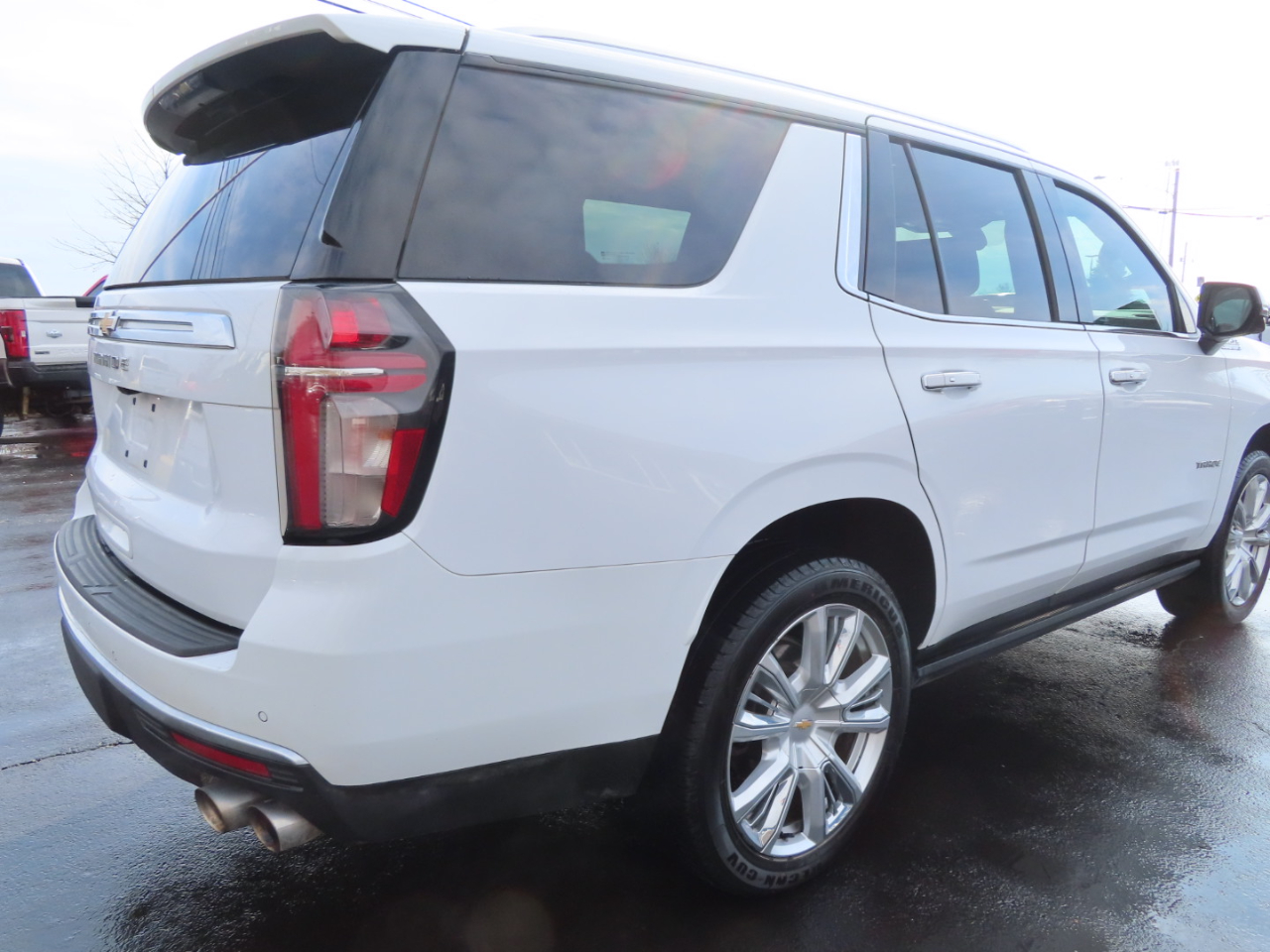 Chevrolet Tahoe 4WD 4dr High Country 2021