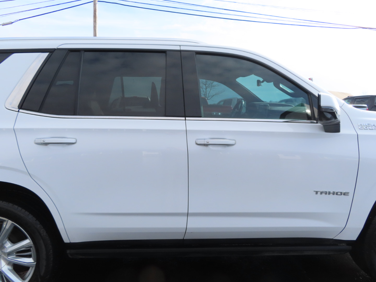 Chevrolet Tahoe 4WD 4dr High Country 2021