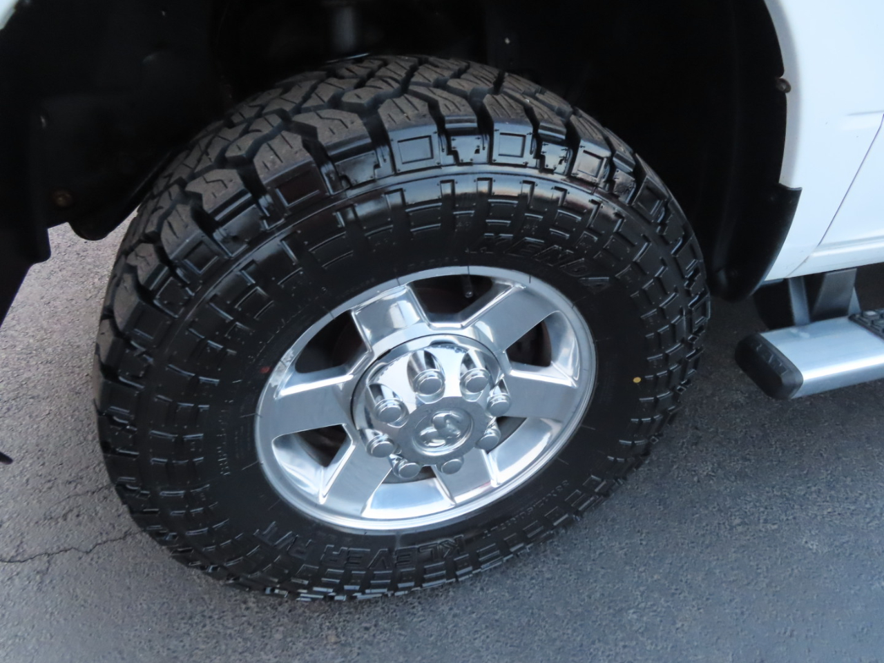 RAM 2500 4WD Mega Cab 160.5" Big Horn 2013