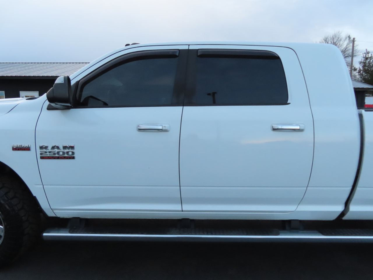 RAM 2500 4WD Mega Cab 160.5" Big Horn 2013
