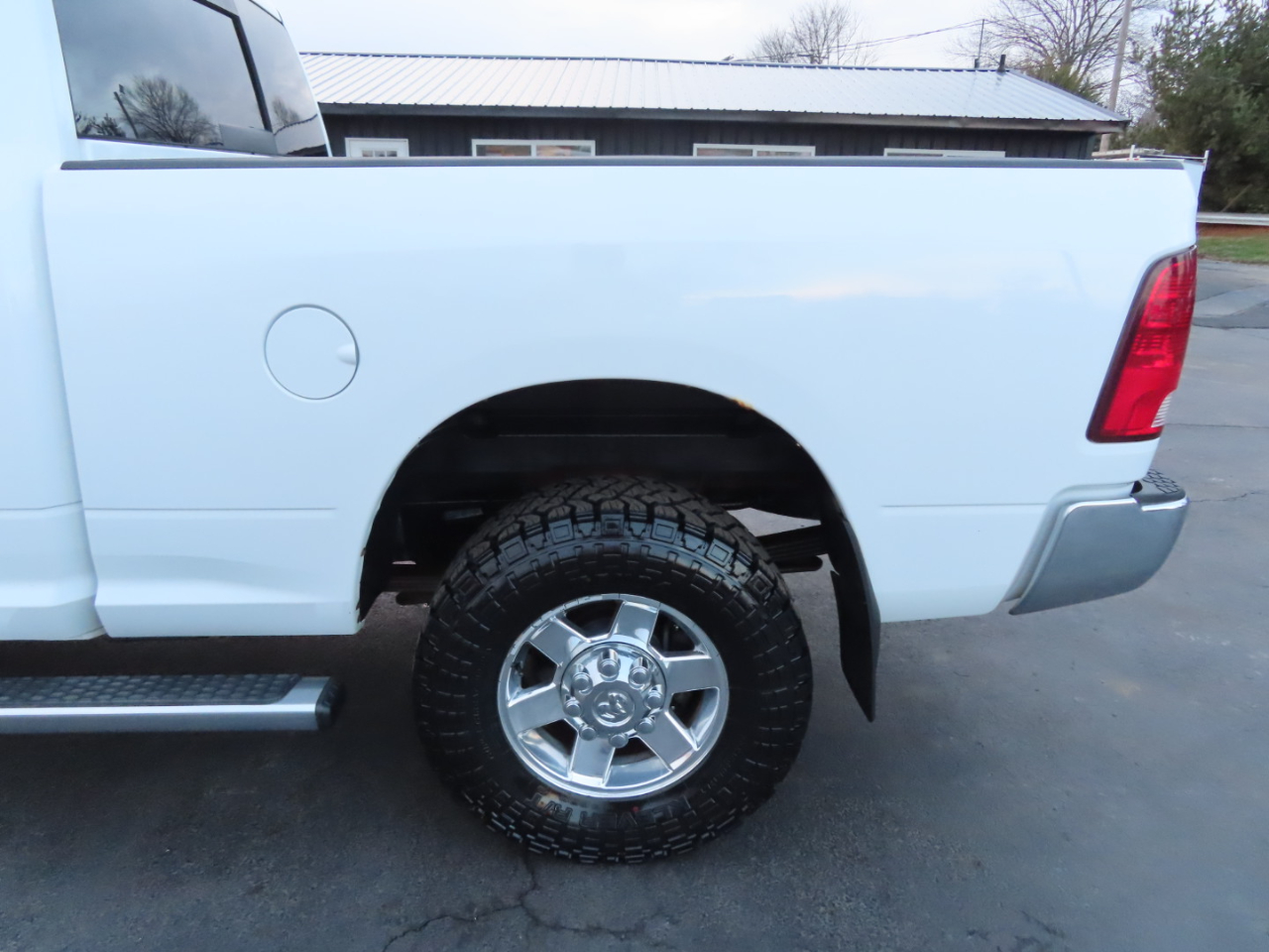 RAM 2500 4WD Mega Cab 160.5" Big Horn 2013