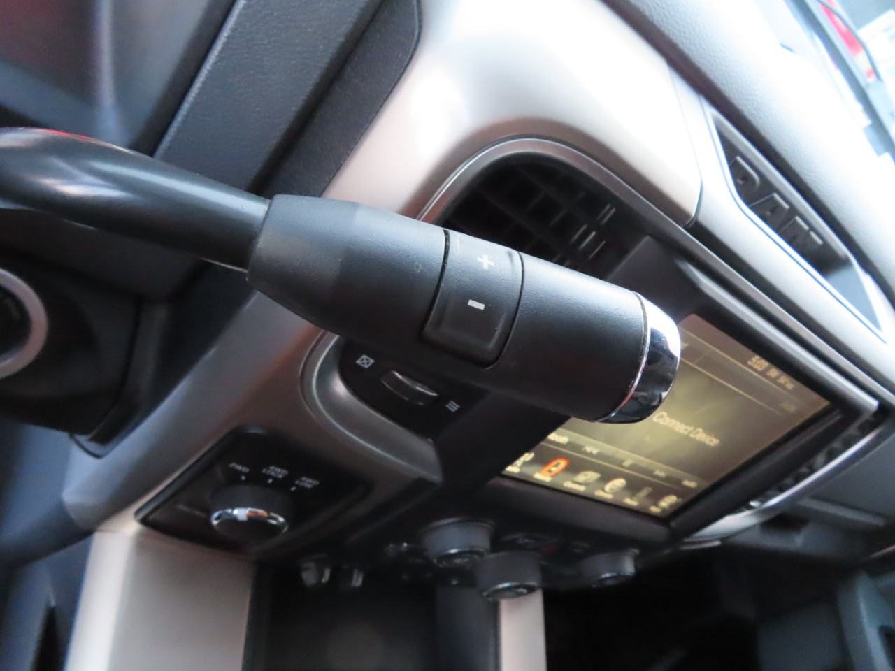 RAM 2500 4WD Mega Cab 160.5" Big Horn 2013