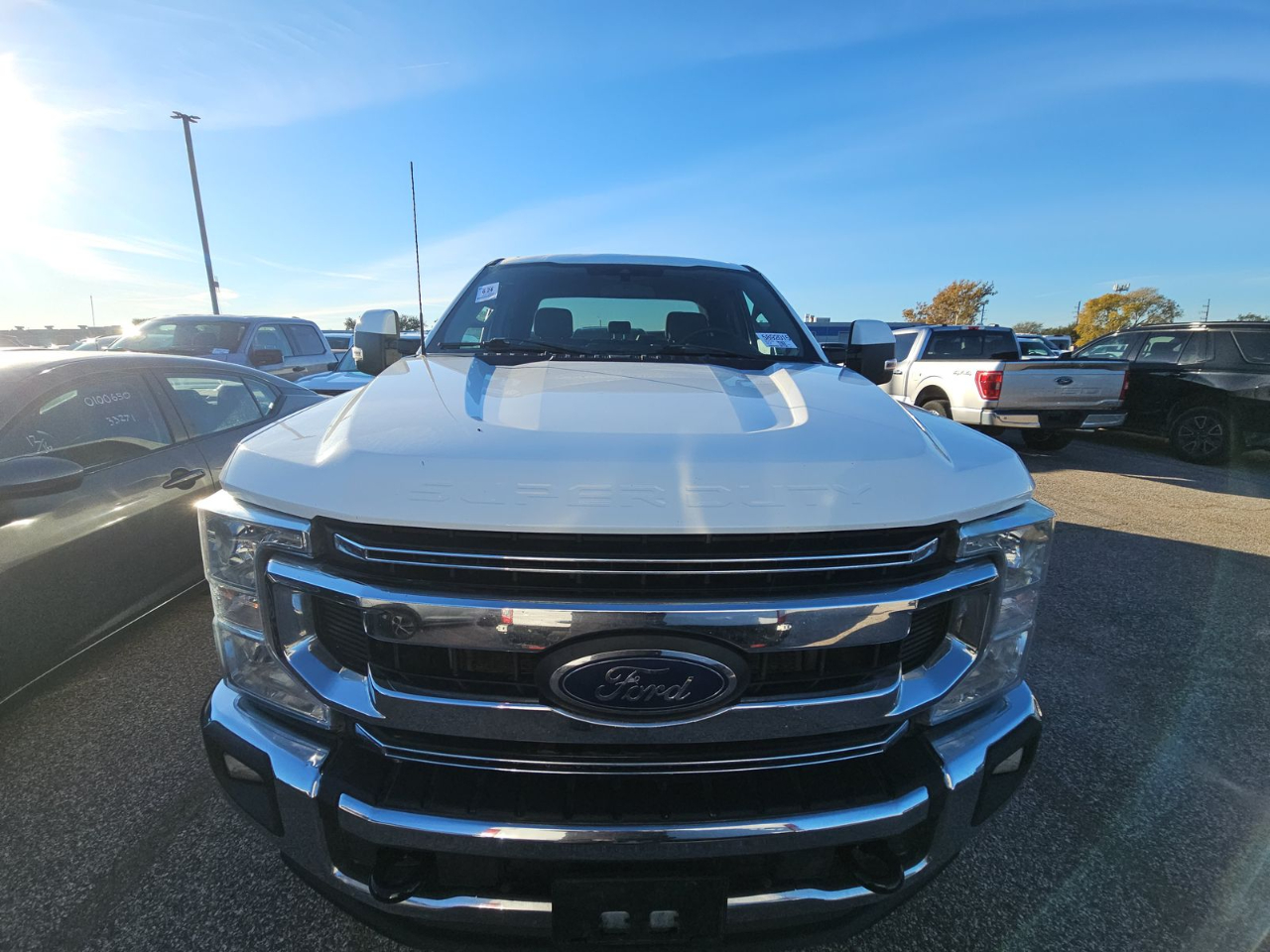 Ford Super Duty F-250 SRW XLT 4WD SuperCab 8' Box 2022