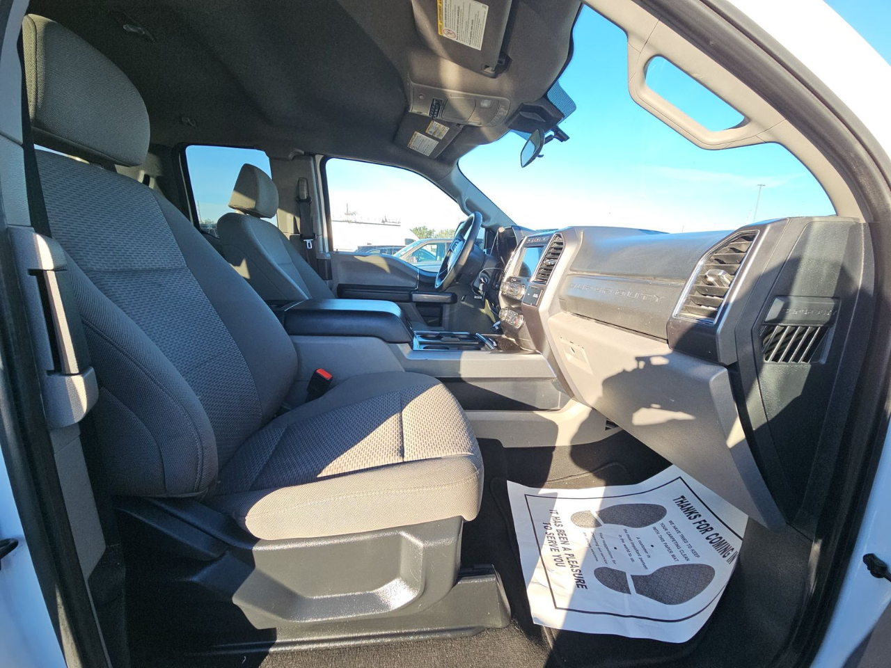 Ford Super Duty F-250 SRW XLT 4WD SuperCab 8' Box 2022