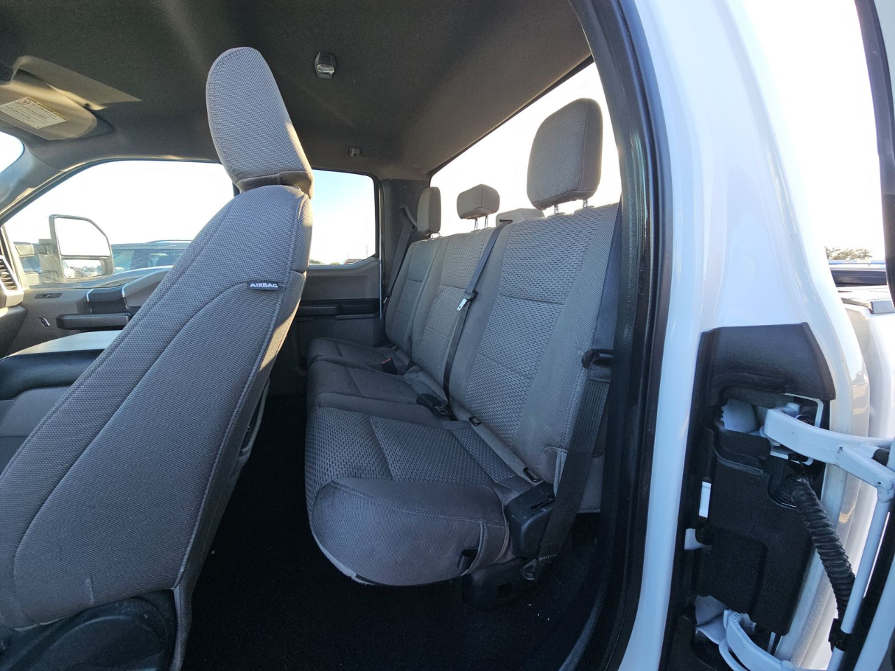 Ford Super Duty F-250 SRW XLT 4WD SuperCab 8' Box 2022