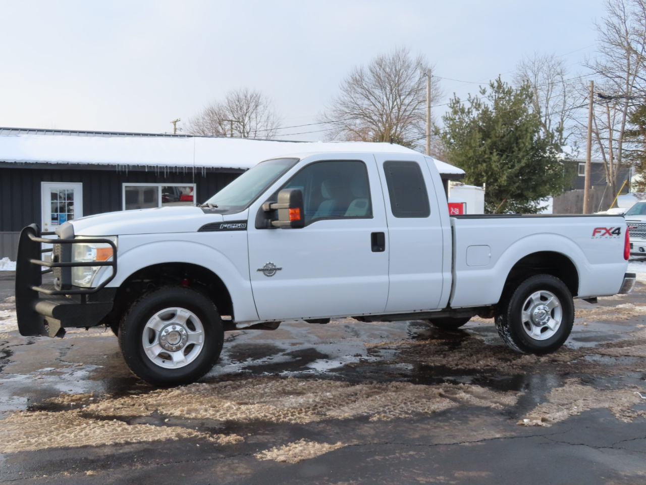 Ford Super Duty F-250 SRW 4WD SuperCab 158" XL 2015