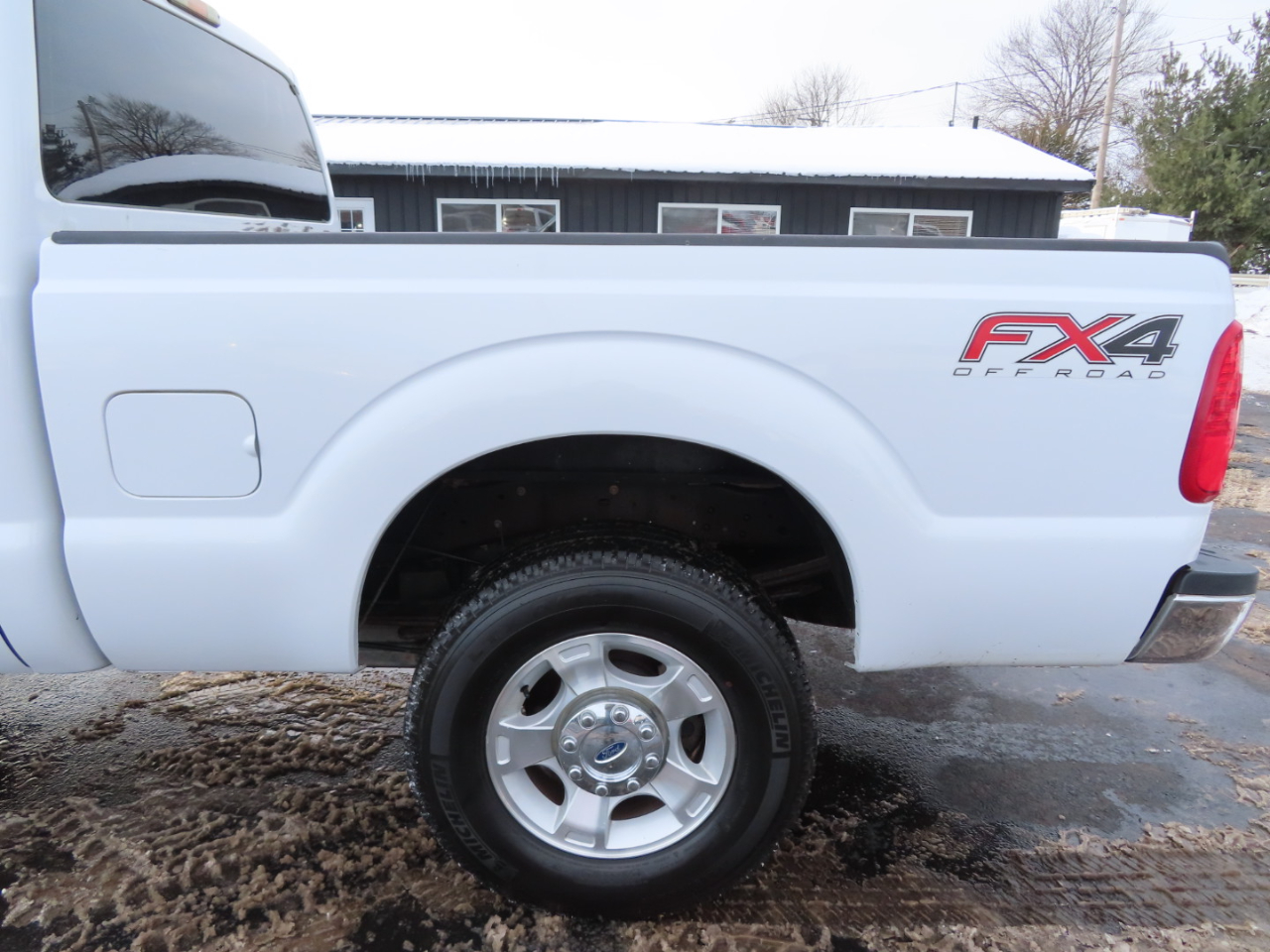 Ford Super Duty F-250 SRW 4WD SuperCab 158" XL 2015