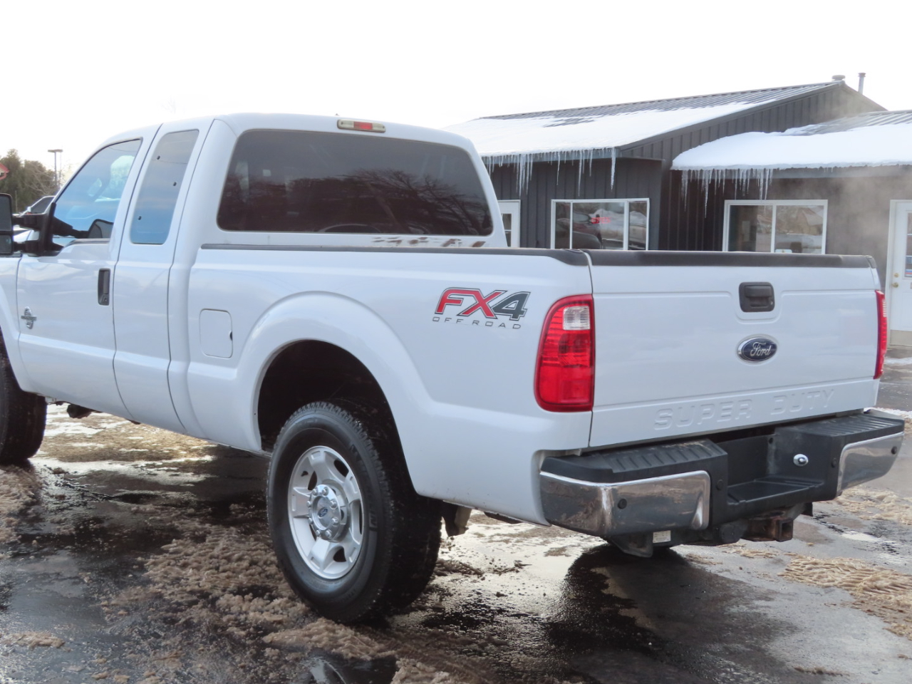 Ford Super Duty F-250 SRW 4WD SuperCab 158" XL 2015