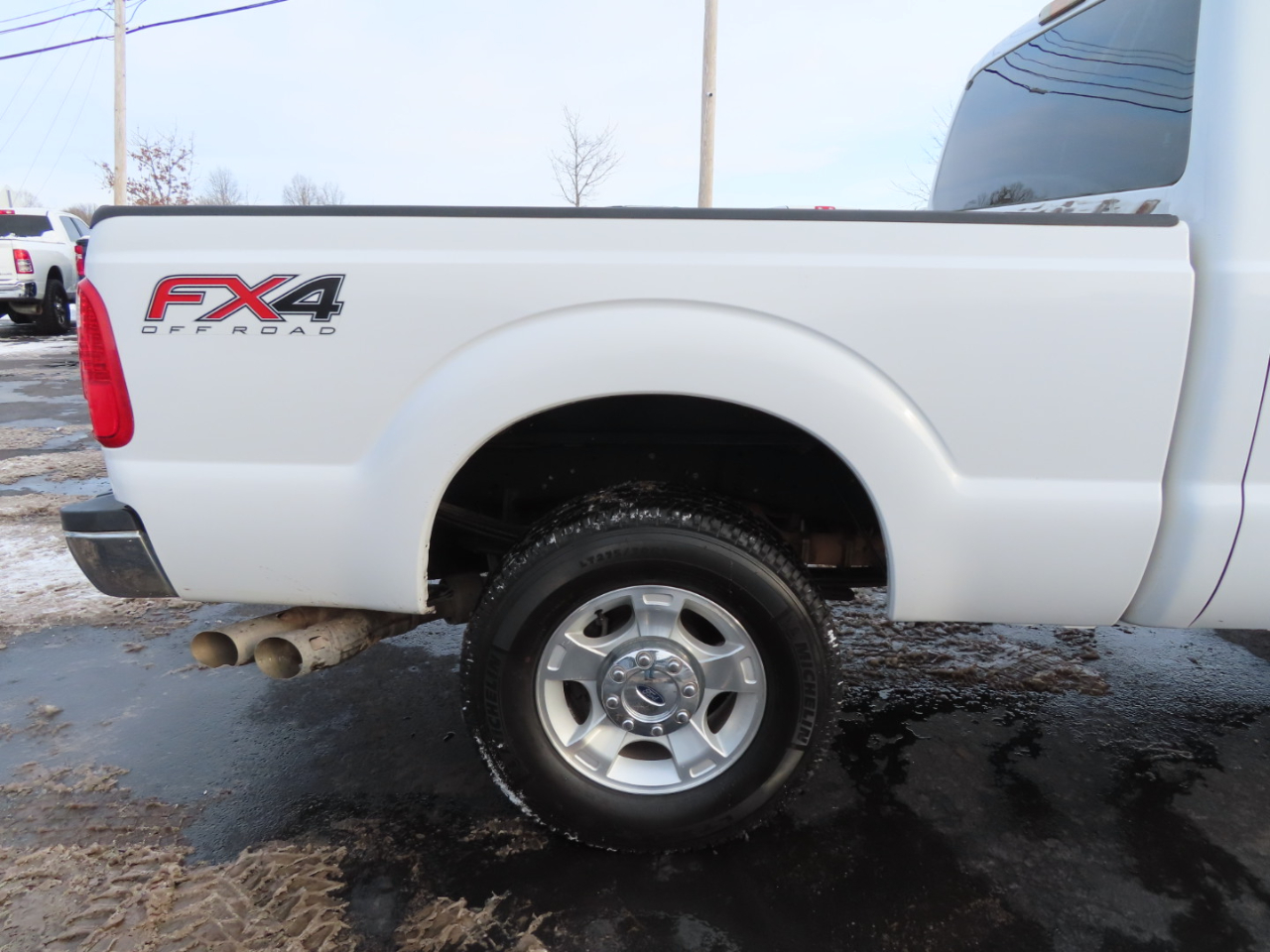 Ford Super Duty F-250 SRW 4WD SuperCab 158" XL 2015