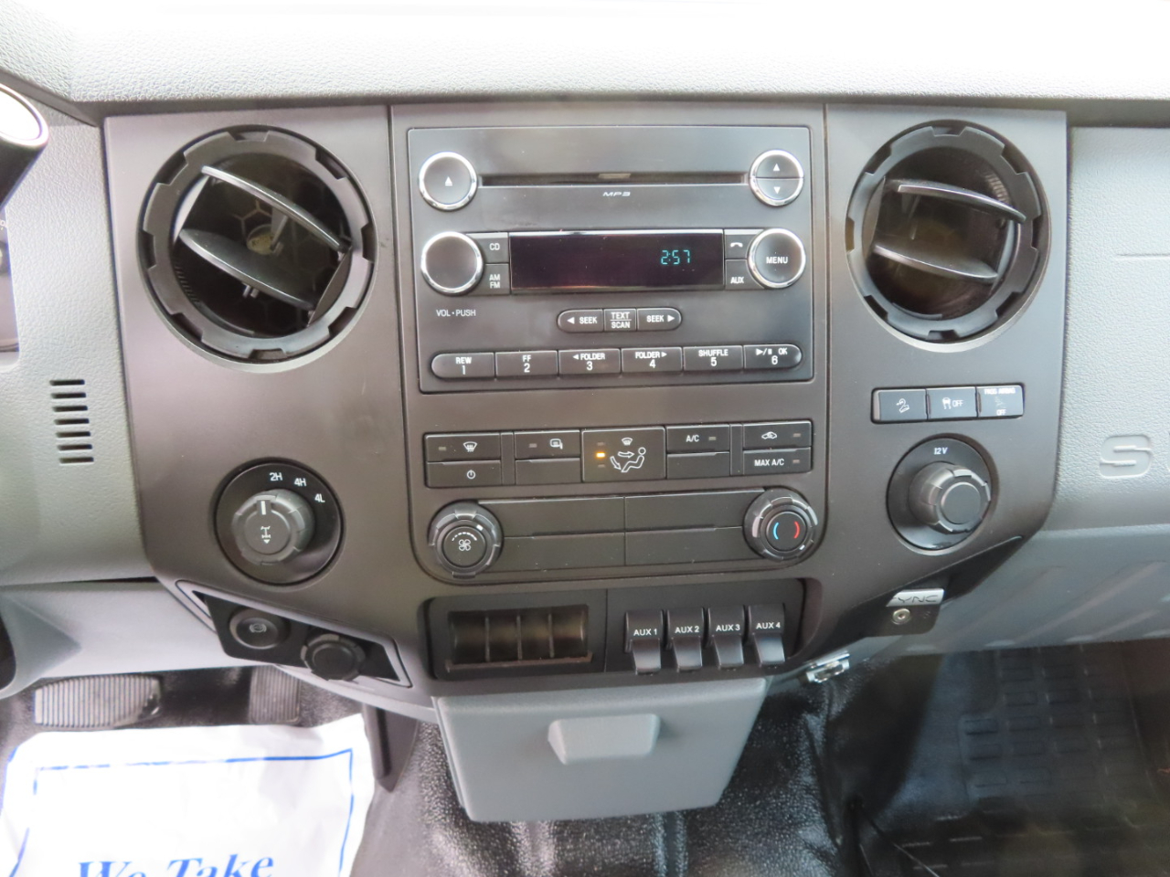 Ford Super Duty F-250 SRW 4WD SuperCab 158" XL 2015